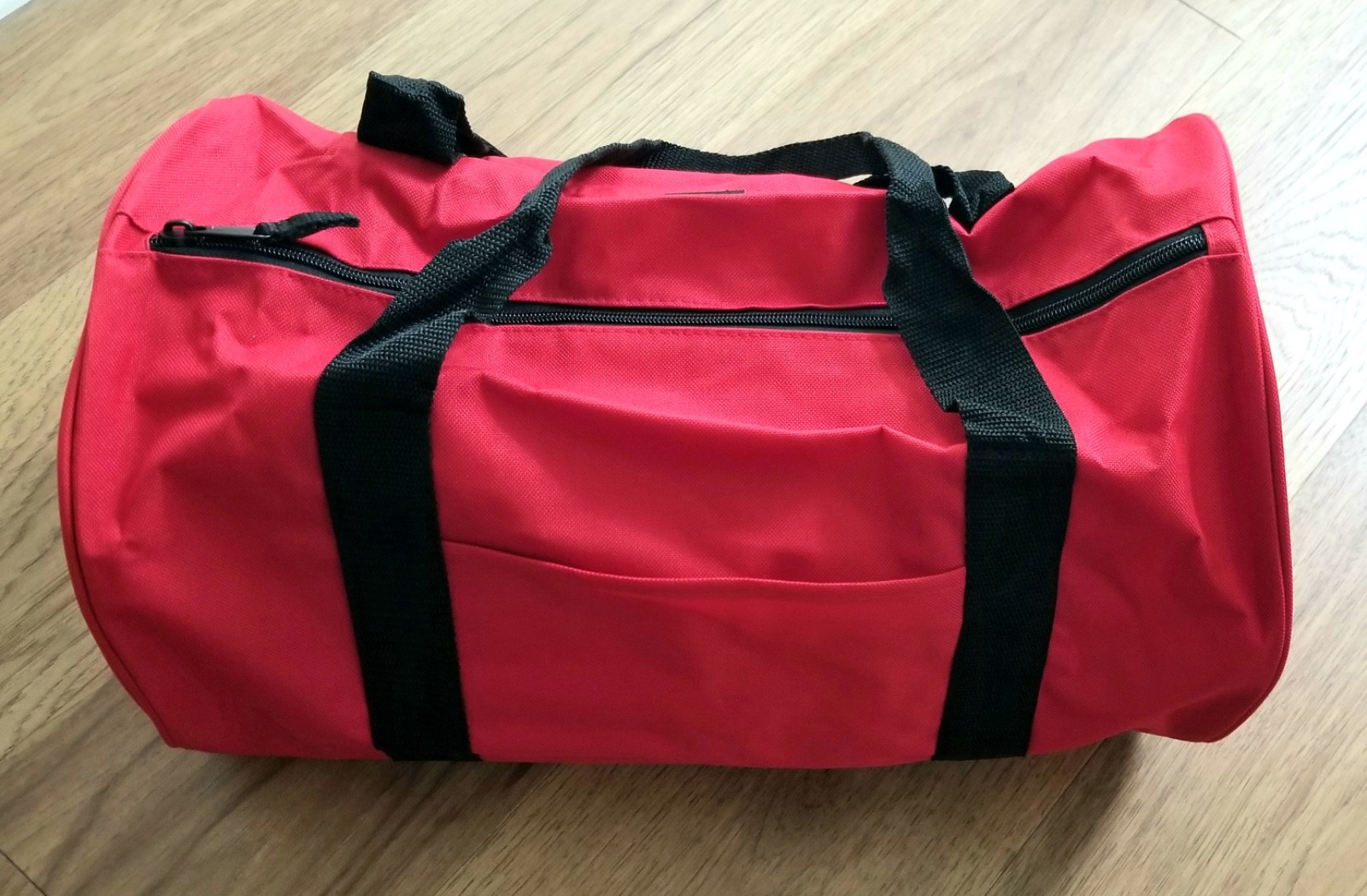 NEW! Thirty One Jr Rec Duffle Bag Spirit Red with Black Trim