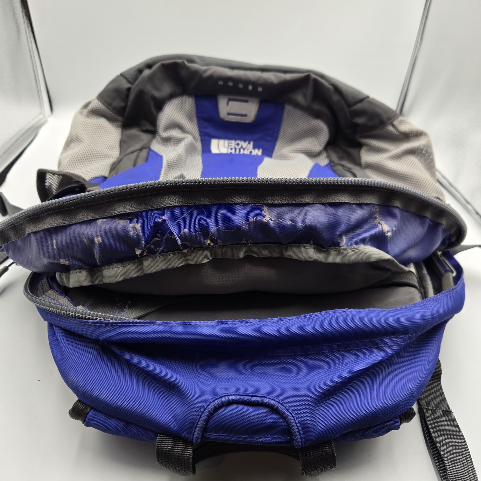 The North Face Recon Backpack Blue Gray Hiking Outdoor Bag