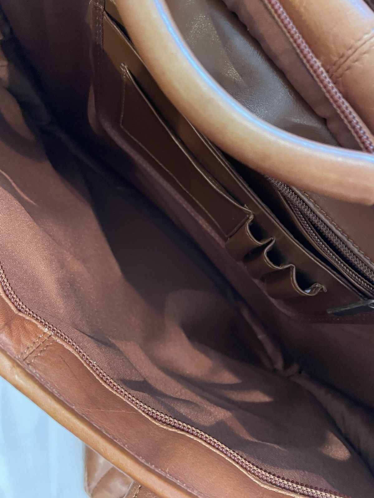 Claire Chase Distressed Tan Leather Laptop Briefcase Shoulder Bag Carry On Large