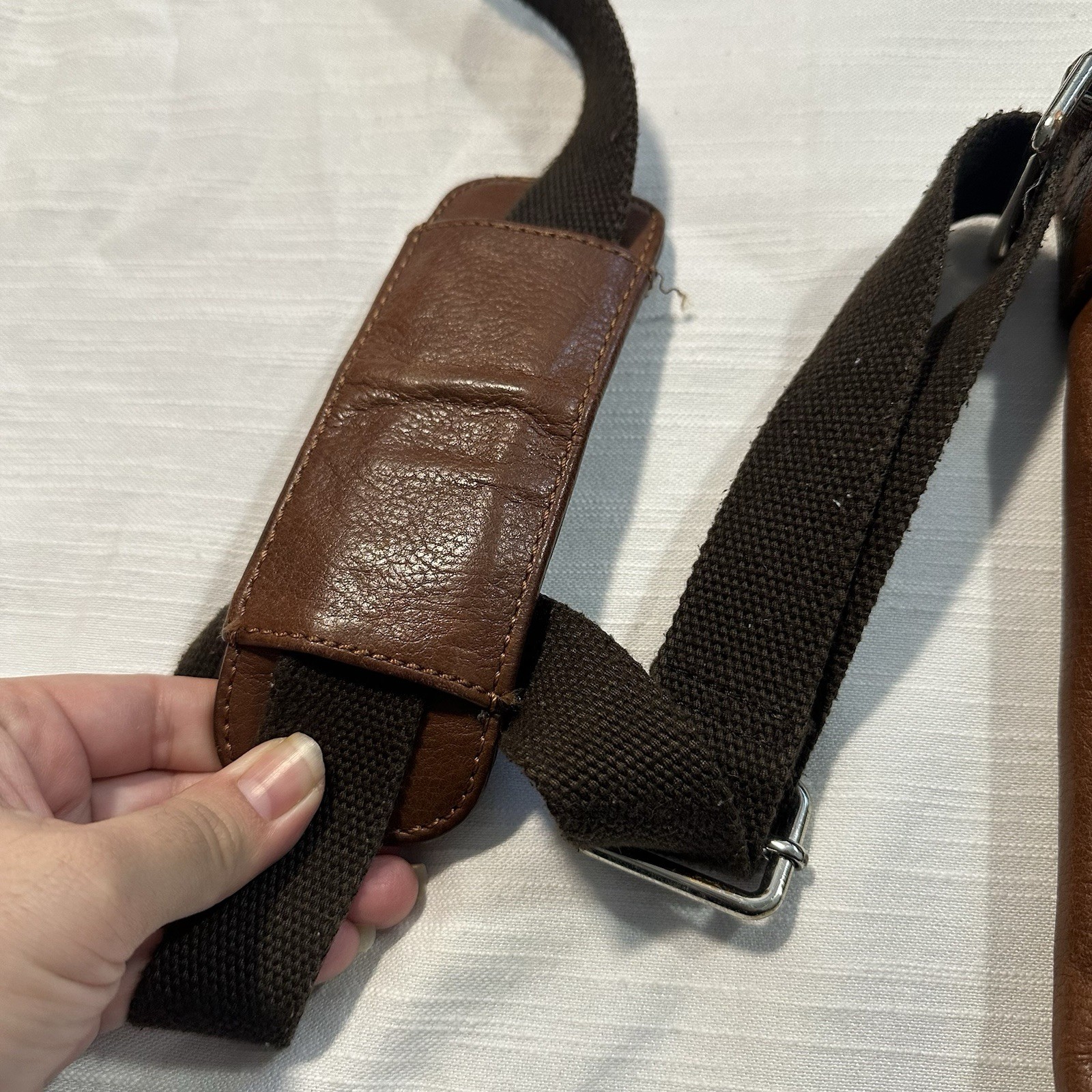 Vintage Cole Haan Utilitarian Pebbled Leather Reporter Messenger Bag Brown