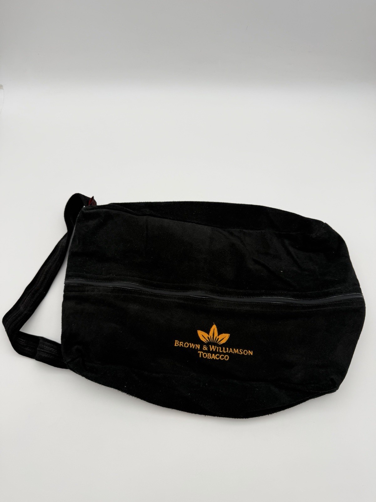 Brown Williamson Tobacco Velvet Golf Travel Duffle Bag Promo Canada