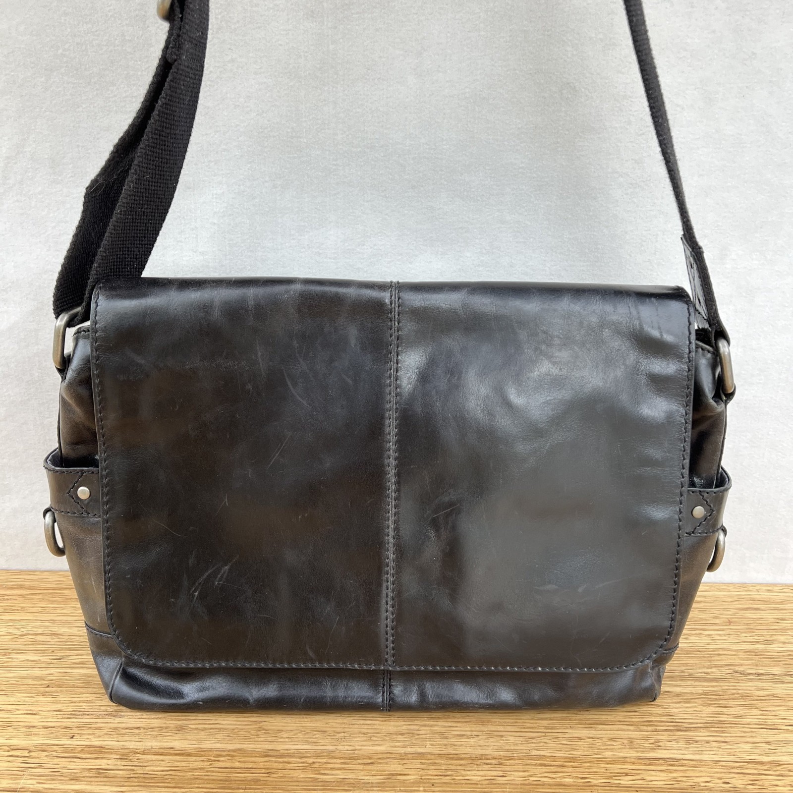 ❄️ Mens Fossil Leather Crossbody Messenger Bag Travel Laptop Briefcase Bag Black