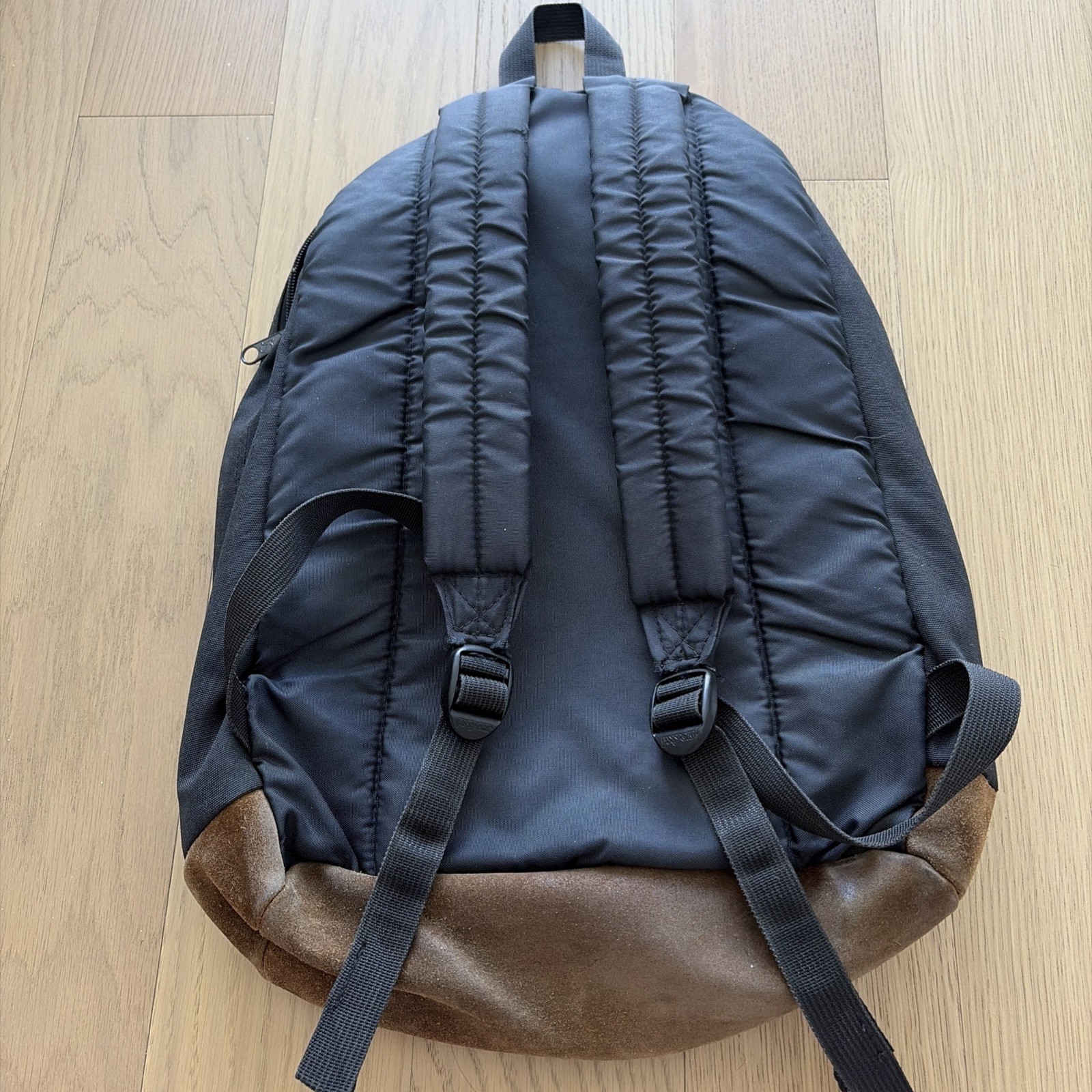 Jansport Suede Bottom Back Pack Solid Black Vintage Backpack (See Photos)