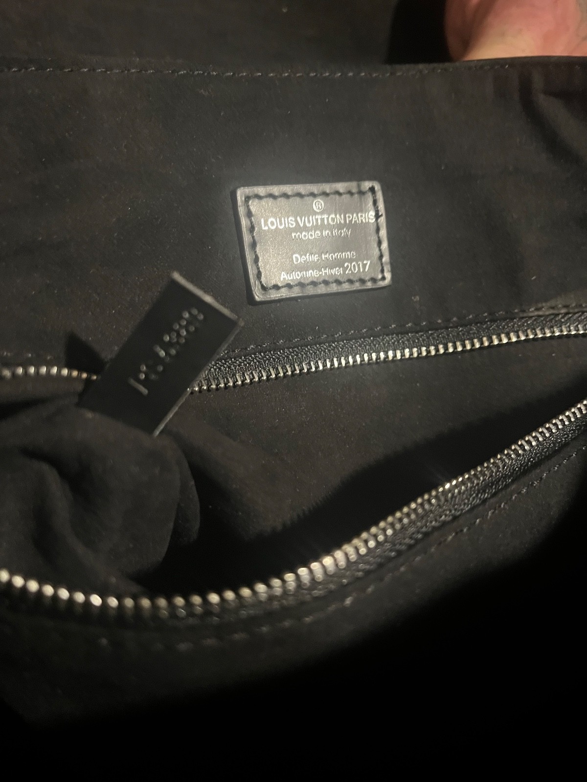 louis vuitton x supreme christopher backpack