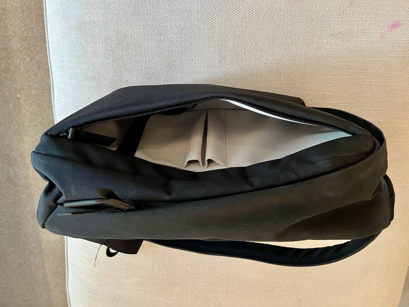 ALPAKA METRO BACKPACK (12L)