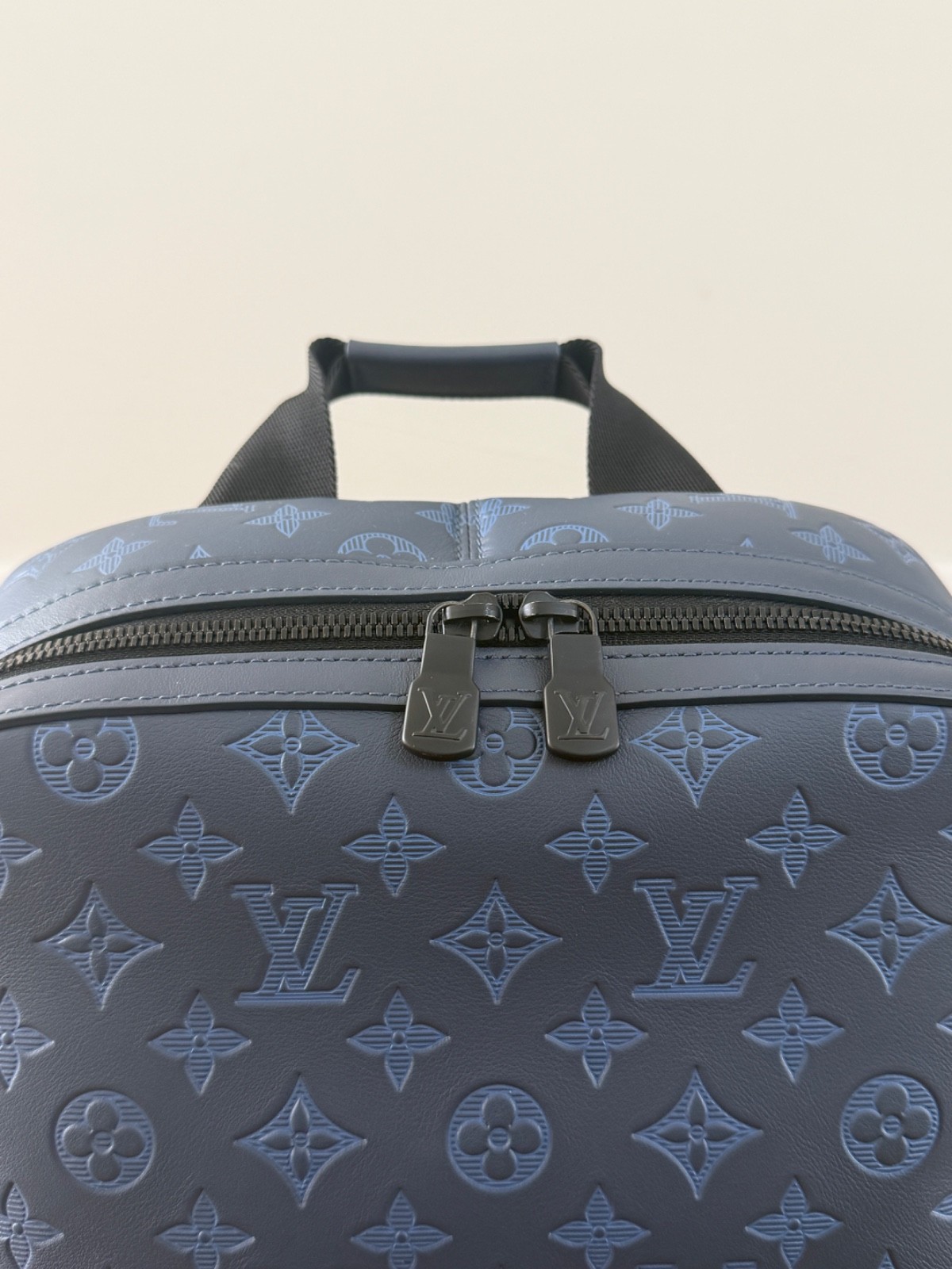 Louis Vuitton Monogram Shadow Sprinter backpack M45728 Navy Blue