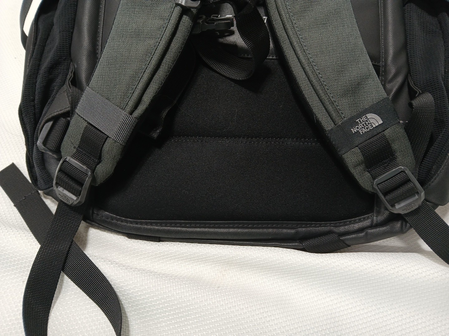 The North Face Recon Black Backpack Laptop Bag 11.6” x 7.5” x 19.3” 30-liter