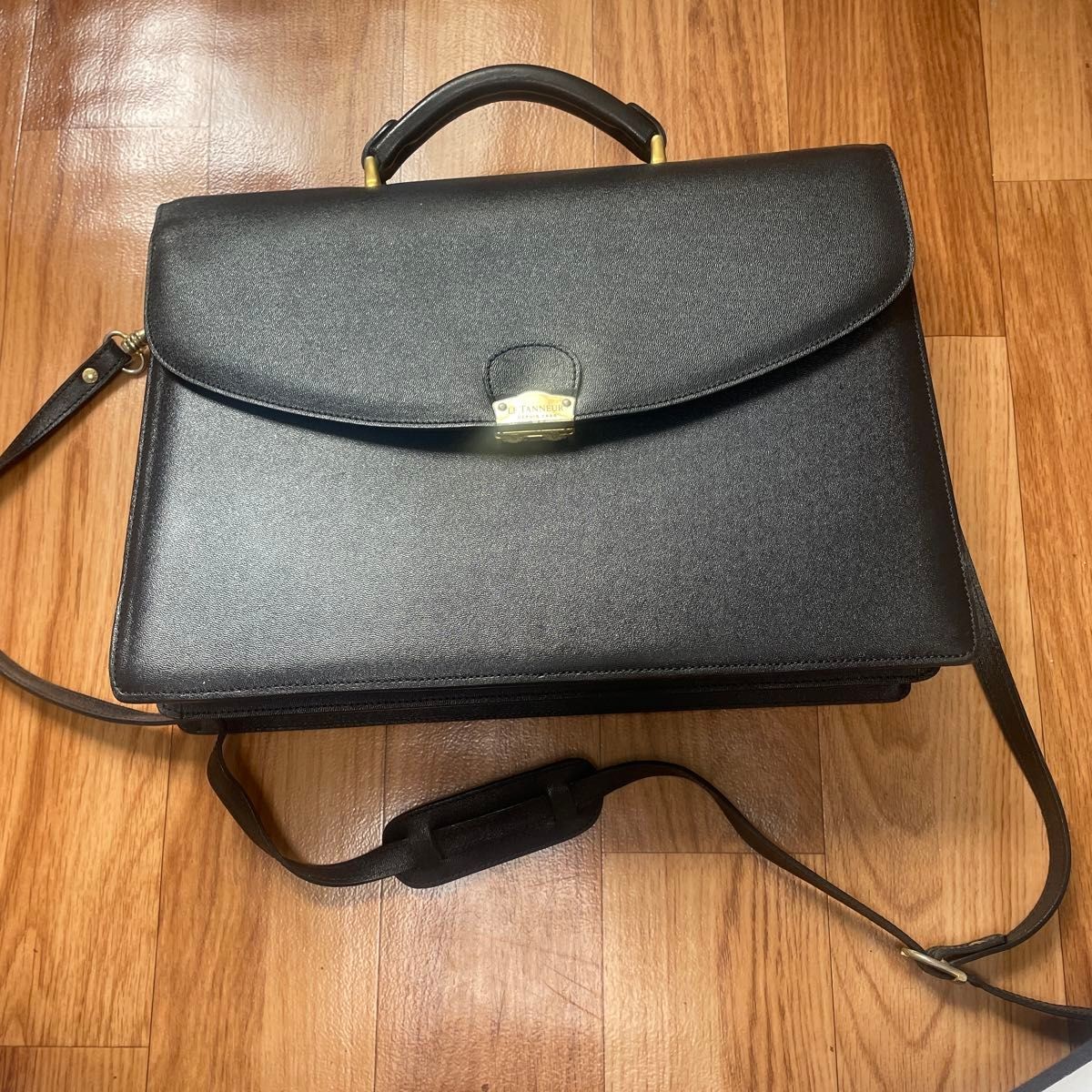 Le Tanneur Business Bag Briefcase Leather w/Shoulder Strap in BLK USED Good Cond