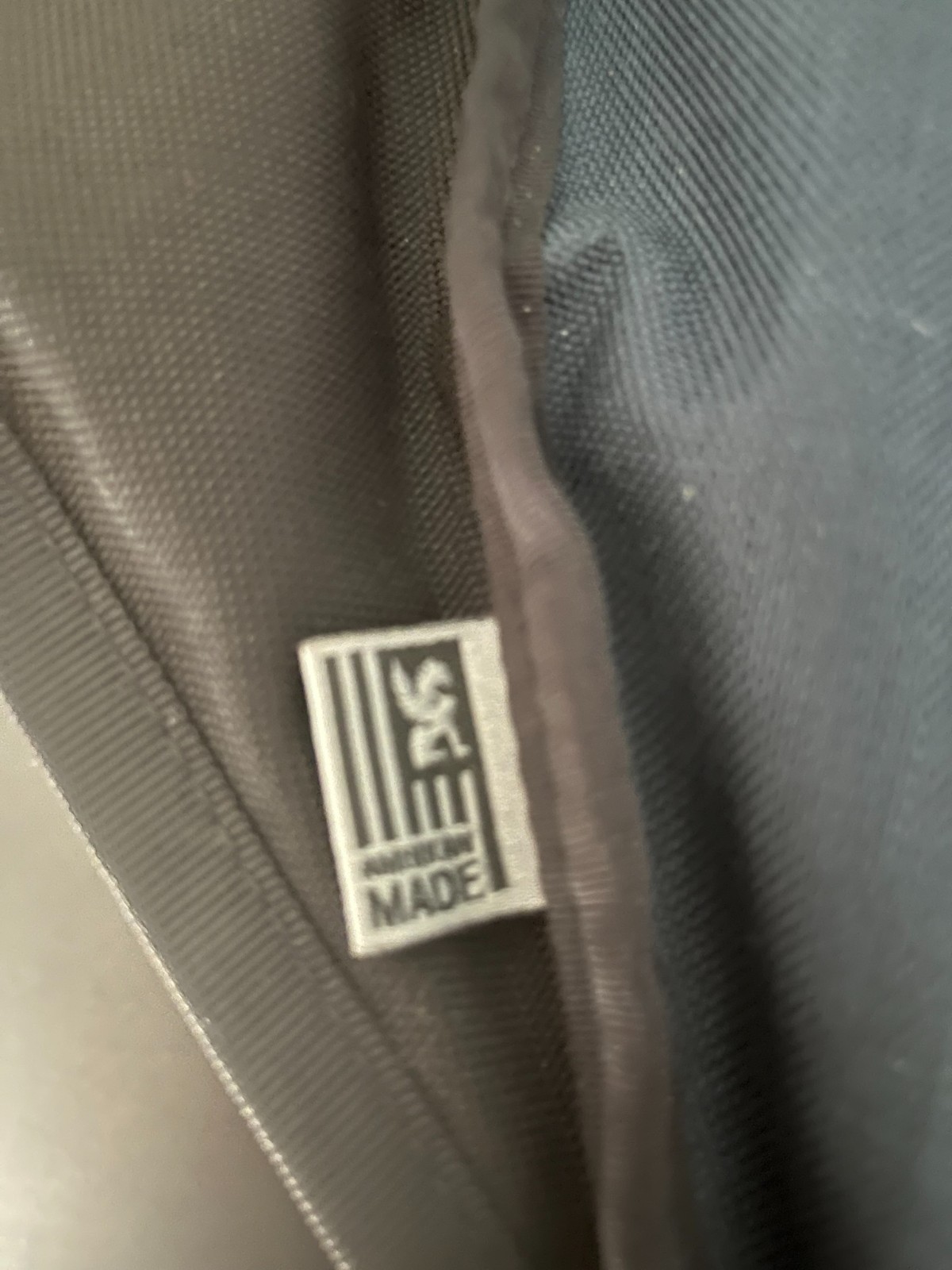 Near Mint Chrome Industries Messenger Bag M Size Navy Blue Mini Metro Seat Belt
