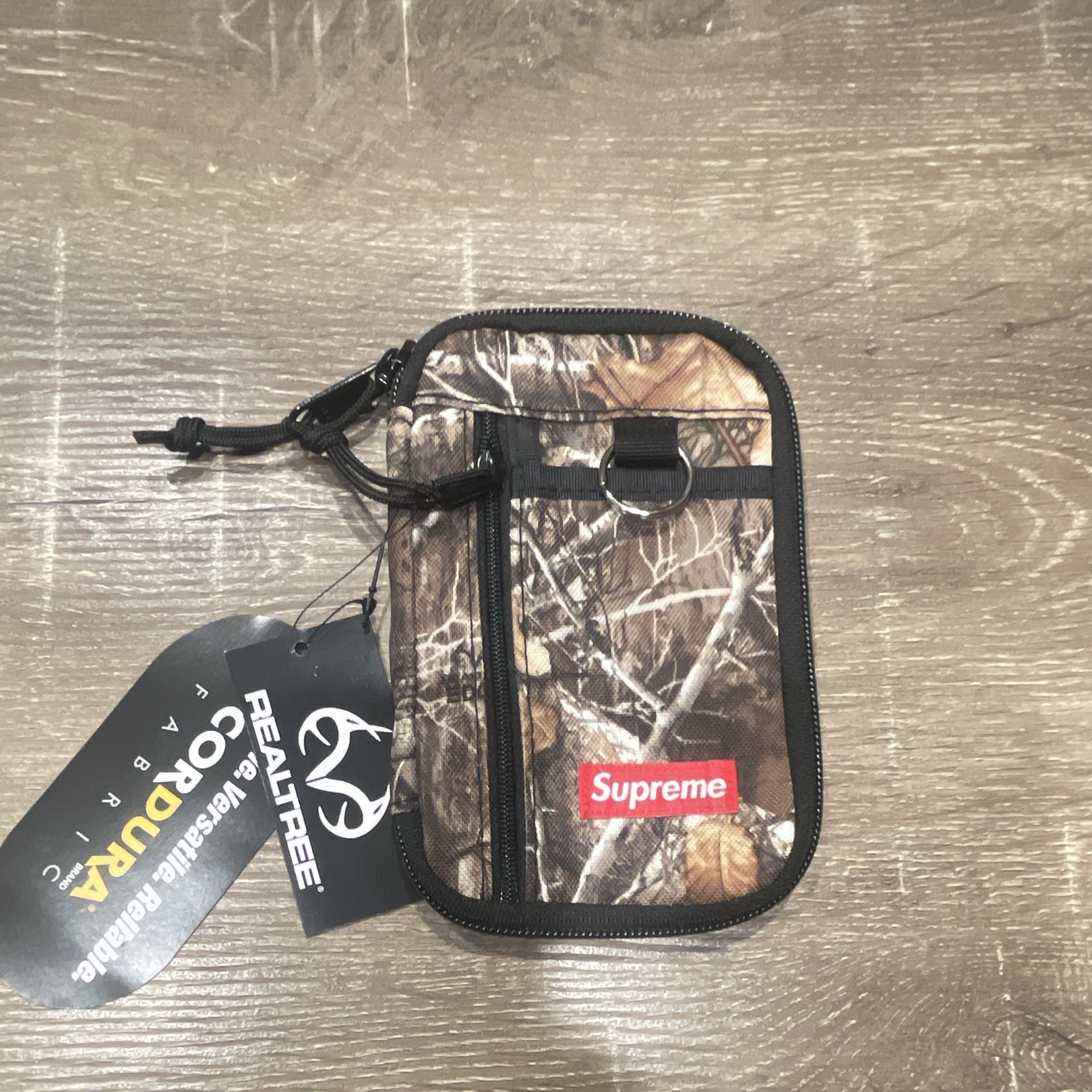 Supreme x Realtree Camo Zip Pouch Shoulder Bag Clear ID Window Small