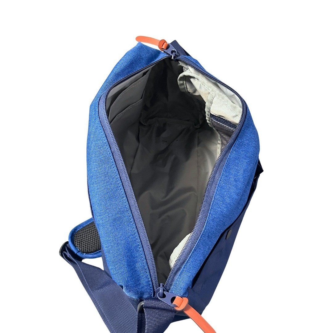 Lands End Everyday Messenger Bag Size 11×15 Laptop Inner Outer Pockets Utility