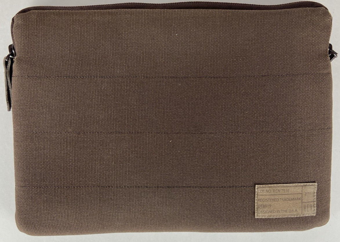 HEX Laptop Tablet Padded Zippered Case Brown 11″ x 8.5″ Lot No. RCN 7918 DT8919