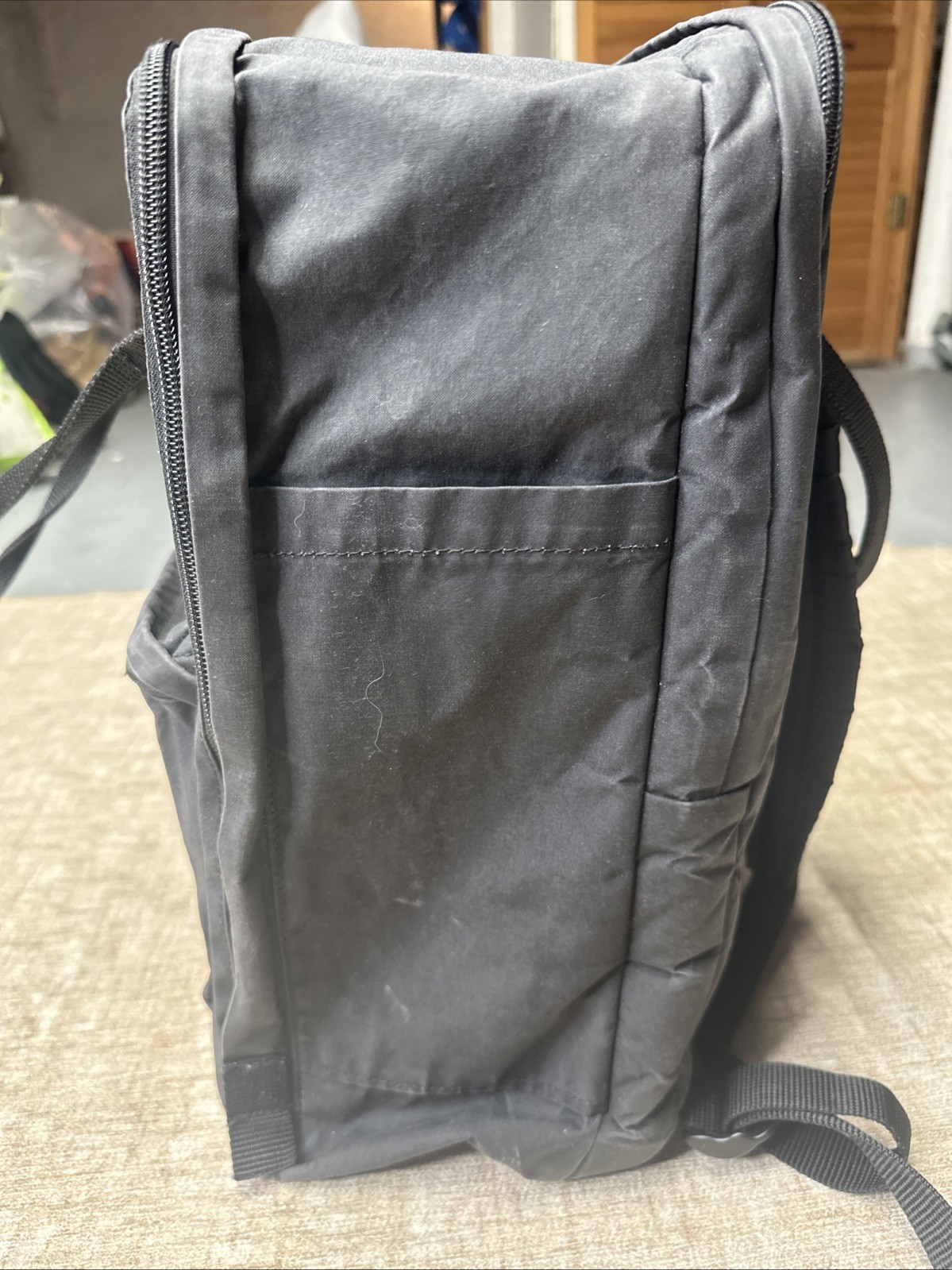 Fjallraven Kanken Laptop 17″ Backpack Black Large Daypack School Travel Bag