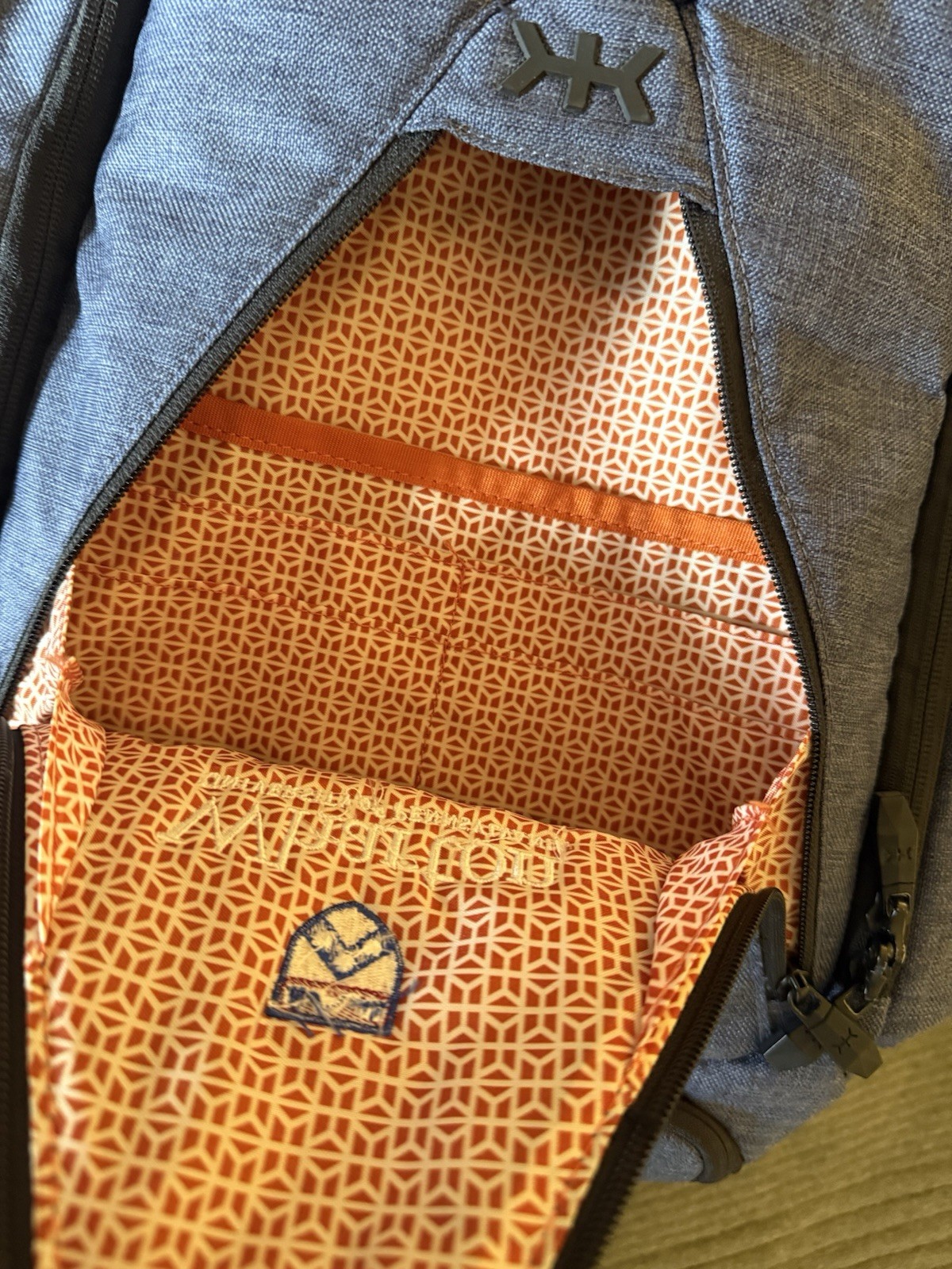 Knack Series 1 Medium Expandable Backpack Blue/Gray – Wharton UPenn – Very Rare