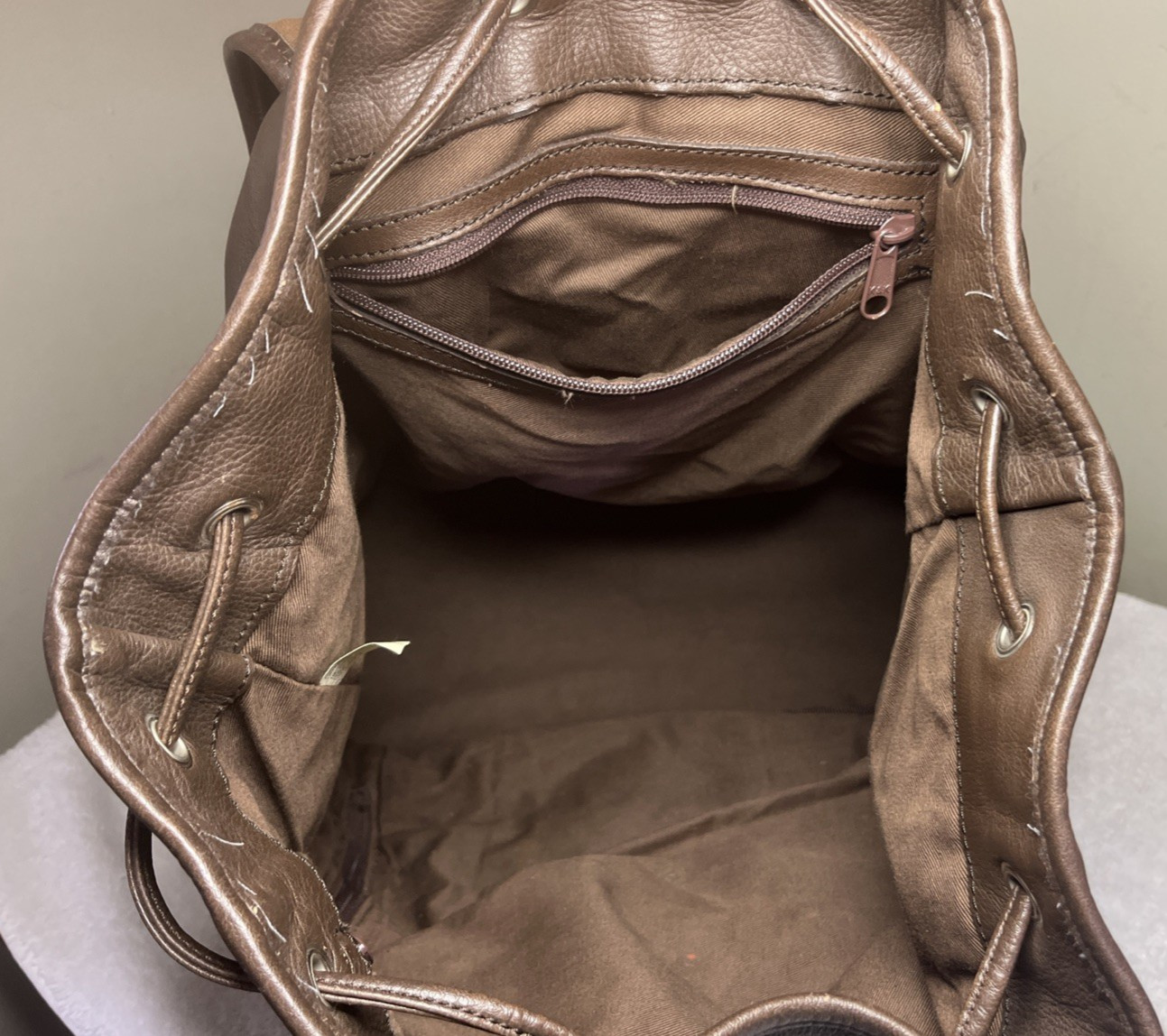 Vintage Marlboro Leather Backpack Brown Rucksack Mens Medium Pebbled Cowhide Bag