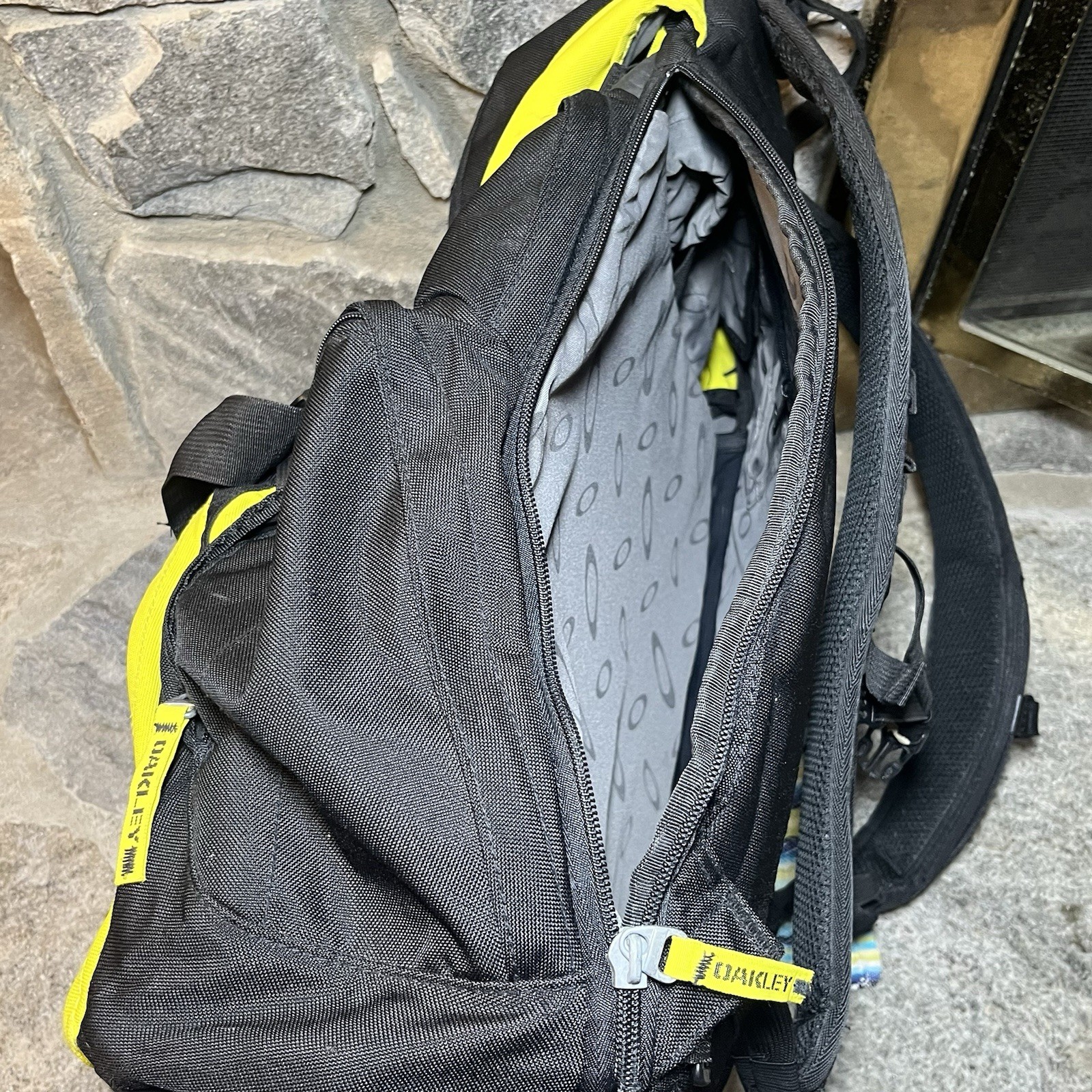 Vintage Oakley Gearbox LX Software Backpack Y2K Yellow Tactical