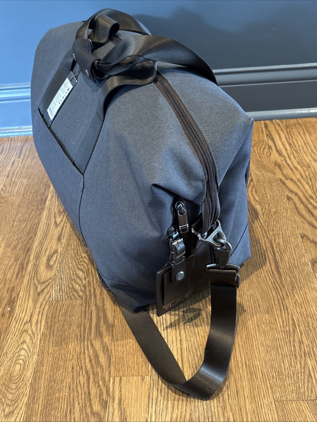 Tumi ALPHA 3- 18.5” Double Expansion TRAVEL Satchel Bag – GRAY/ANTHRACITE BROWN