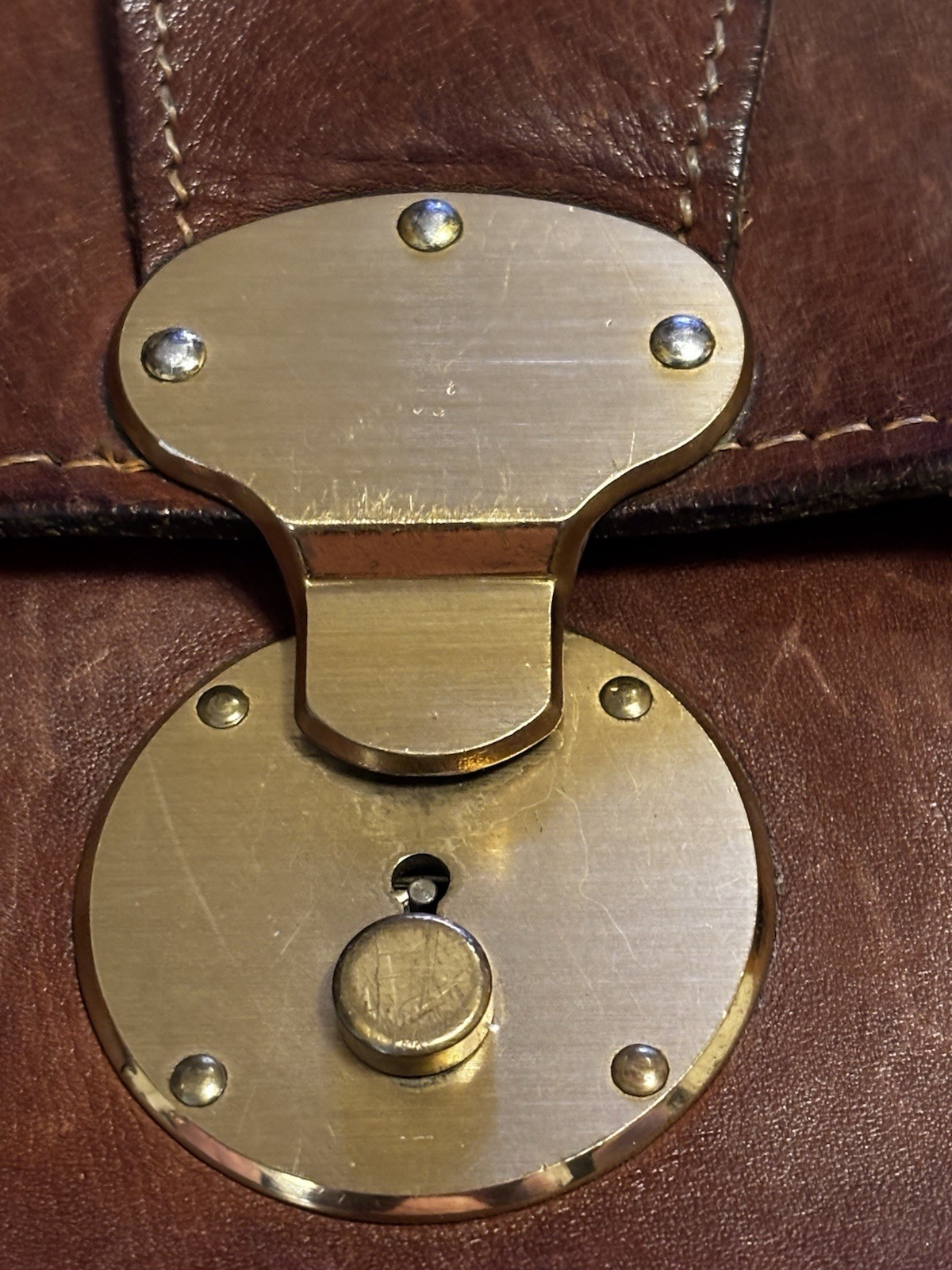 Schlesinger Lawyers Briefcase Casesetter California Saddle Leather VTG 1970’s