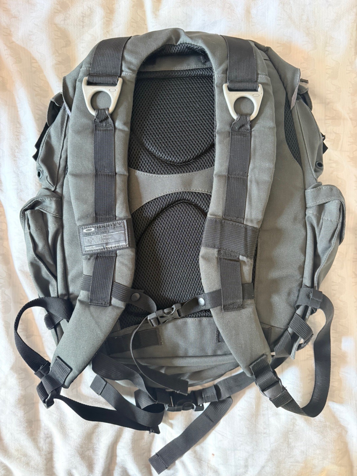 Oakley Mechanism 30L Backpack Mountain Division Tactical Pack Shadow Gray