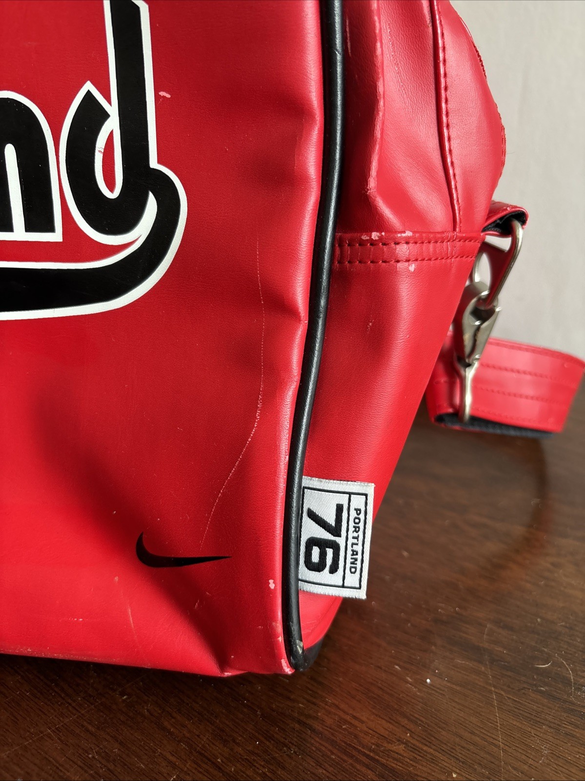 Portland Trail Blazers Retro 1976 Nike Team Polyurethane Duffle Bag Rare Walton
