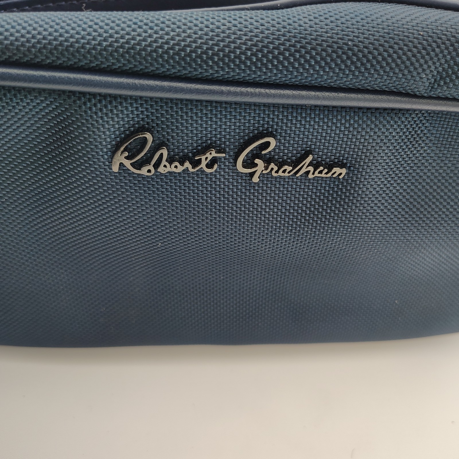 Robert Graham Navy Blue Hydrus Max Shaving Toiletry Travel Bag Paisley Interior