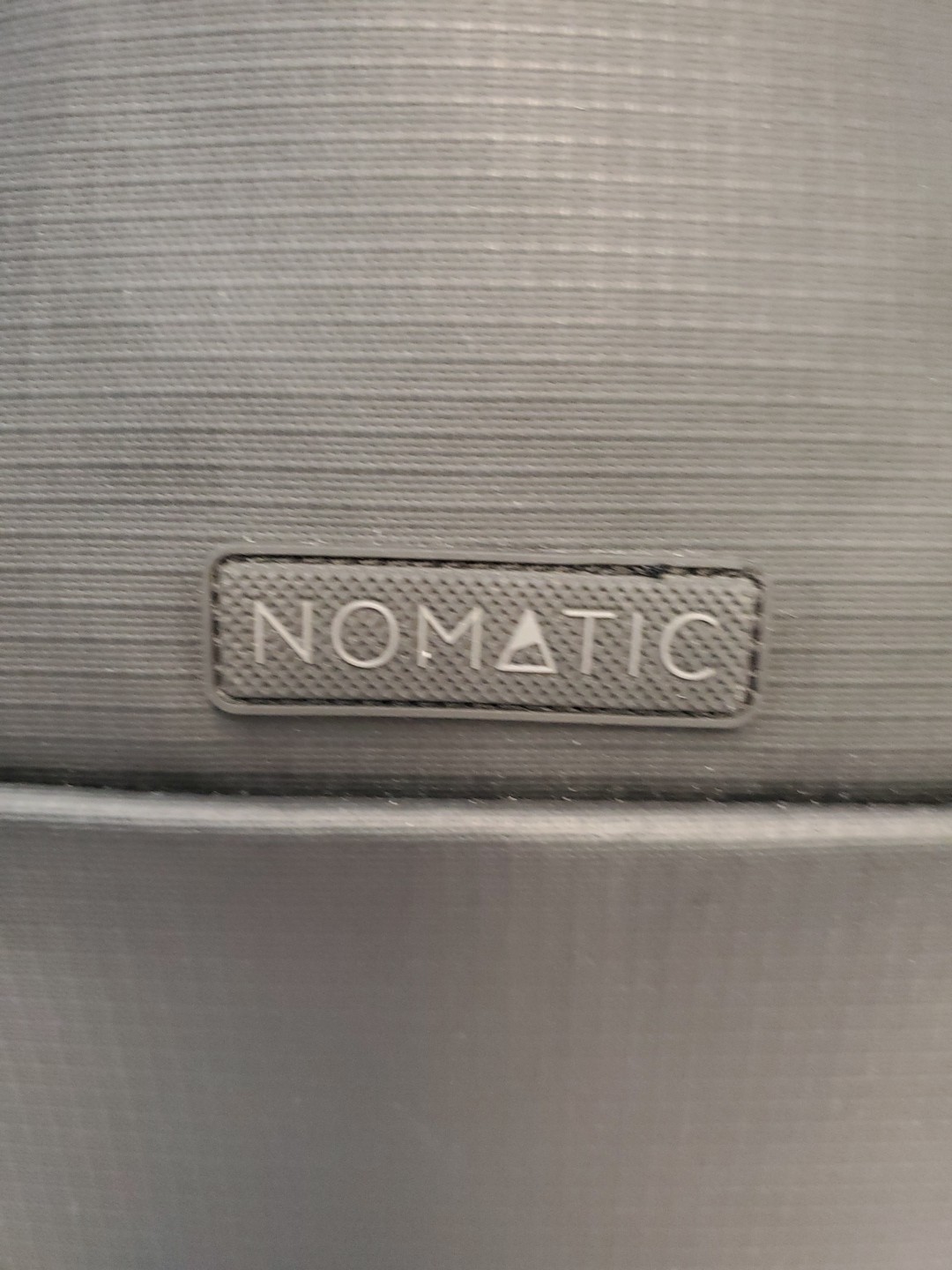 Nomatic Navigator Pack 15L RS, Great Condition, Expands to 21L, Sells for $179