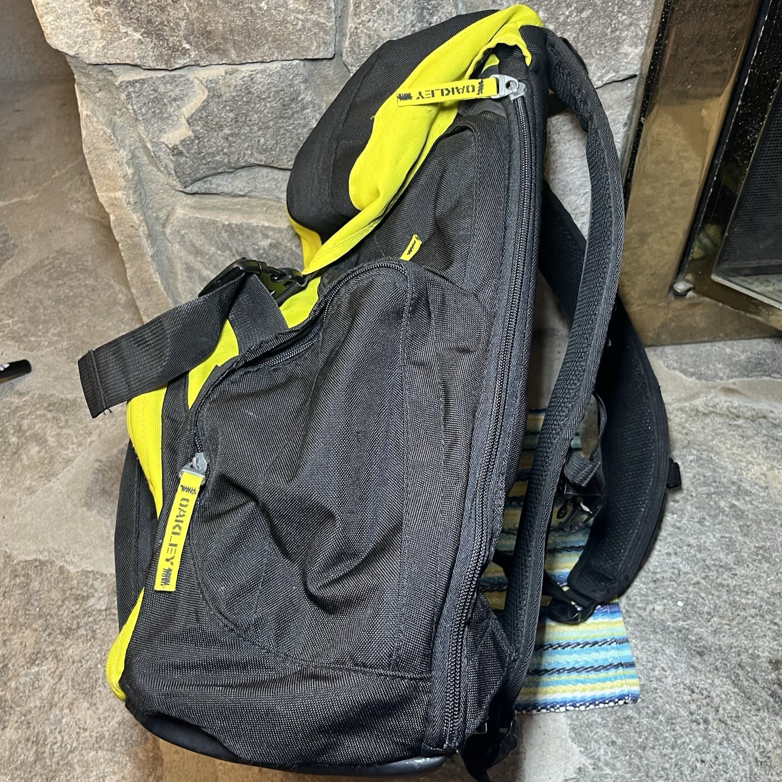 Vintage Oakley Gearbox LX Software Backpack Y2K Yellow Tactical