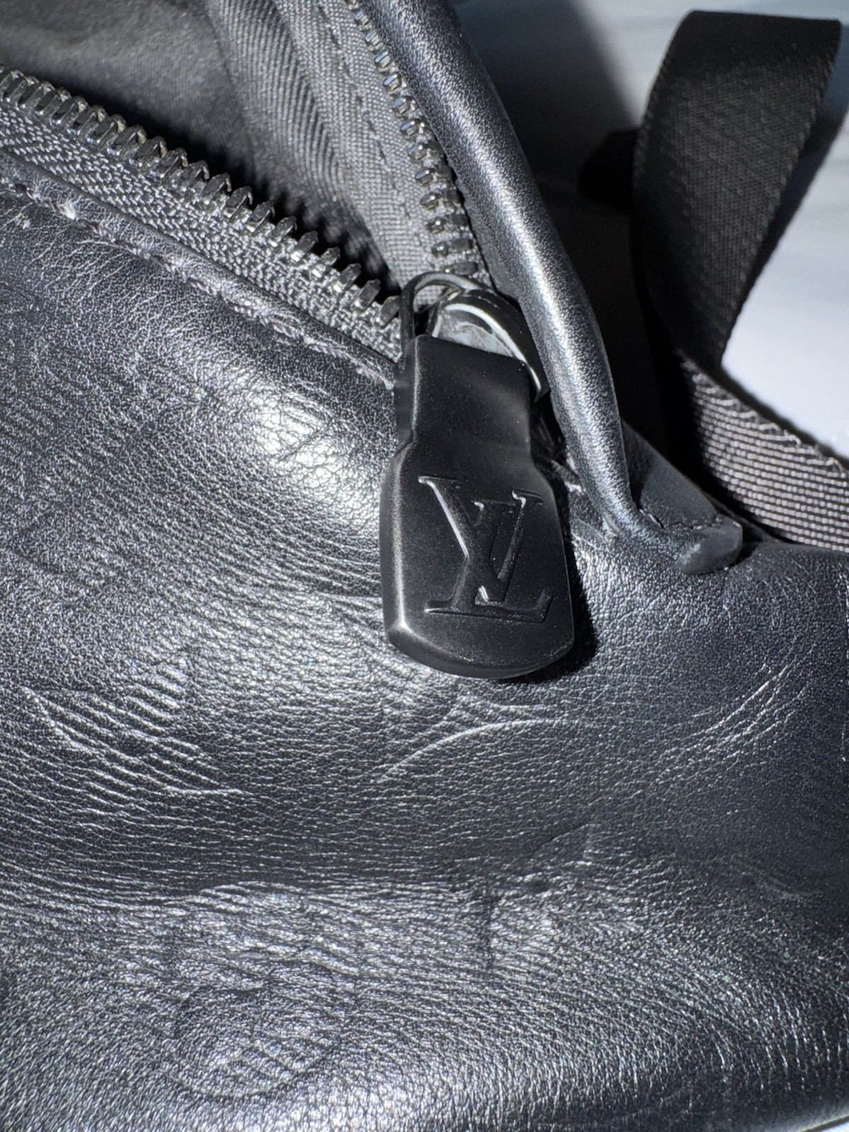 LOUIS VUITTON Discovery Bum Bag Monogram Shadow Black Waist Men’s