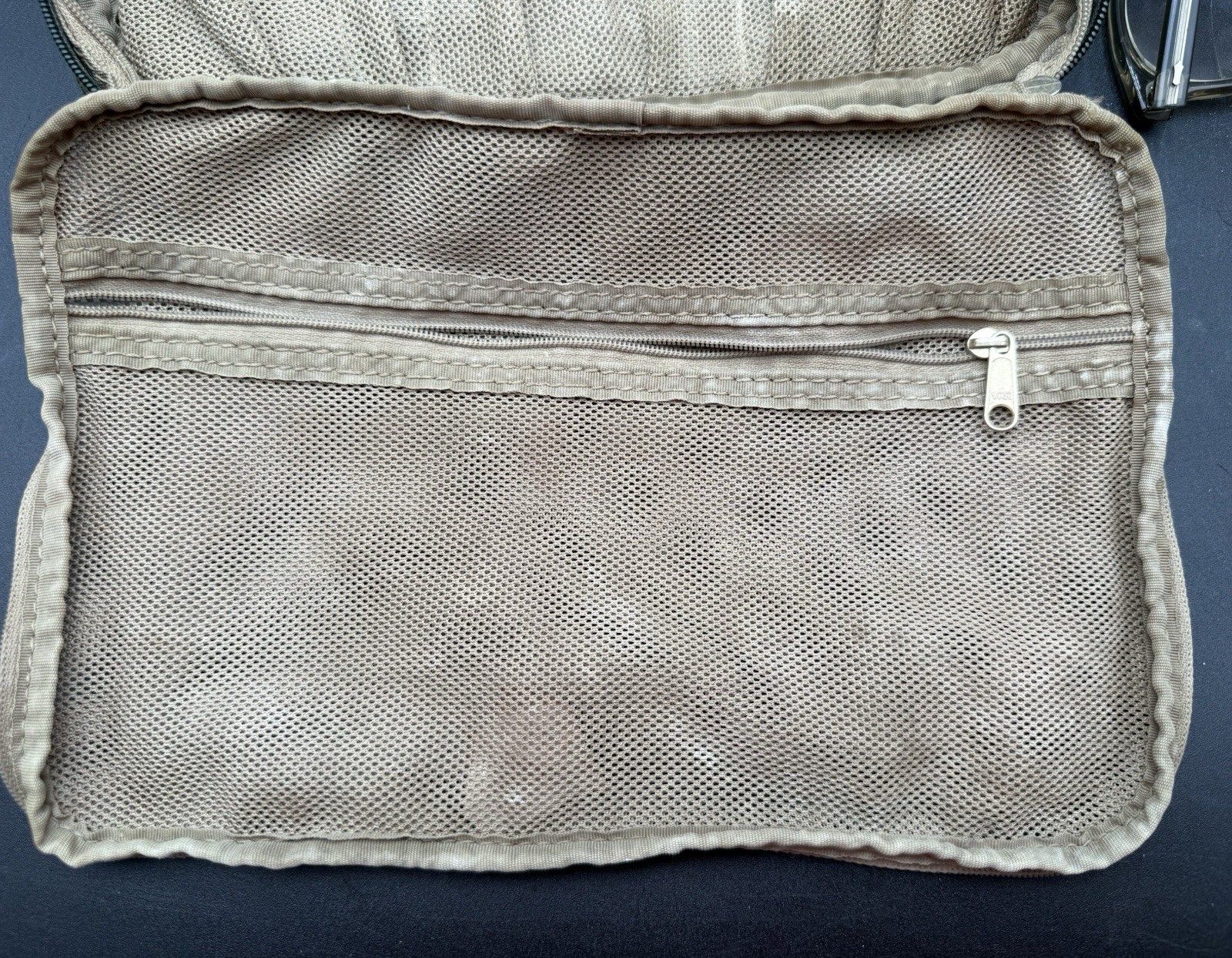 Orvis Battenkill Travel Hanging Toiletry Bag Dopp Kit Canvas & Leather