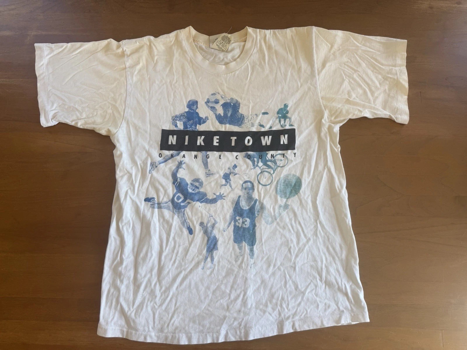 Nike Town Vintage T-Shirt Mens Small USA Made Single Stitch Orange County