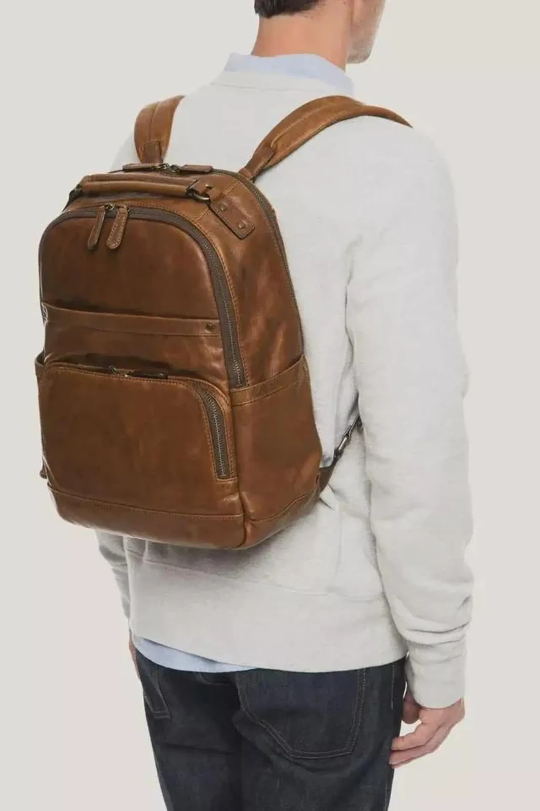 FRYE Leather Backpack -Logan Model Frye Mens Logan Backpack Bag Cognac One Size