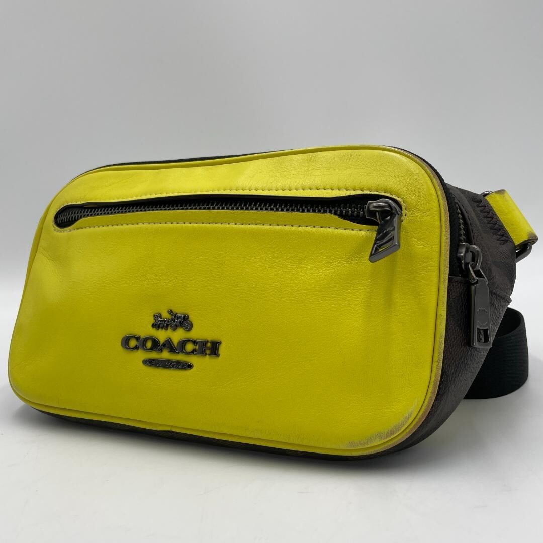 Coach Yellow Leather Signature Crossbody Body Bag Men Zip Sling Travel 23cm