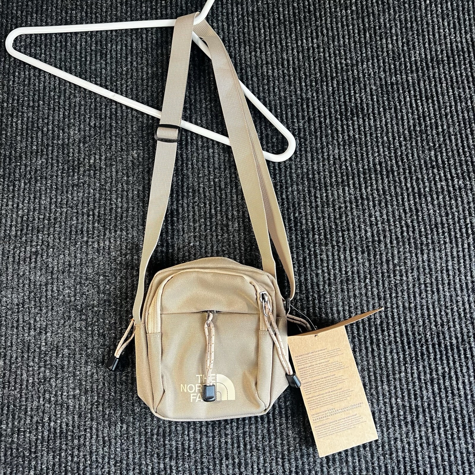 NEW THE NORTH FACE STANDARD CROSS BAG S TAN UNISEX