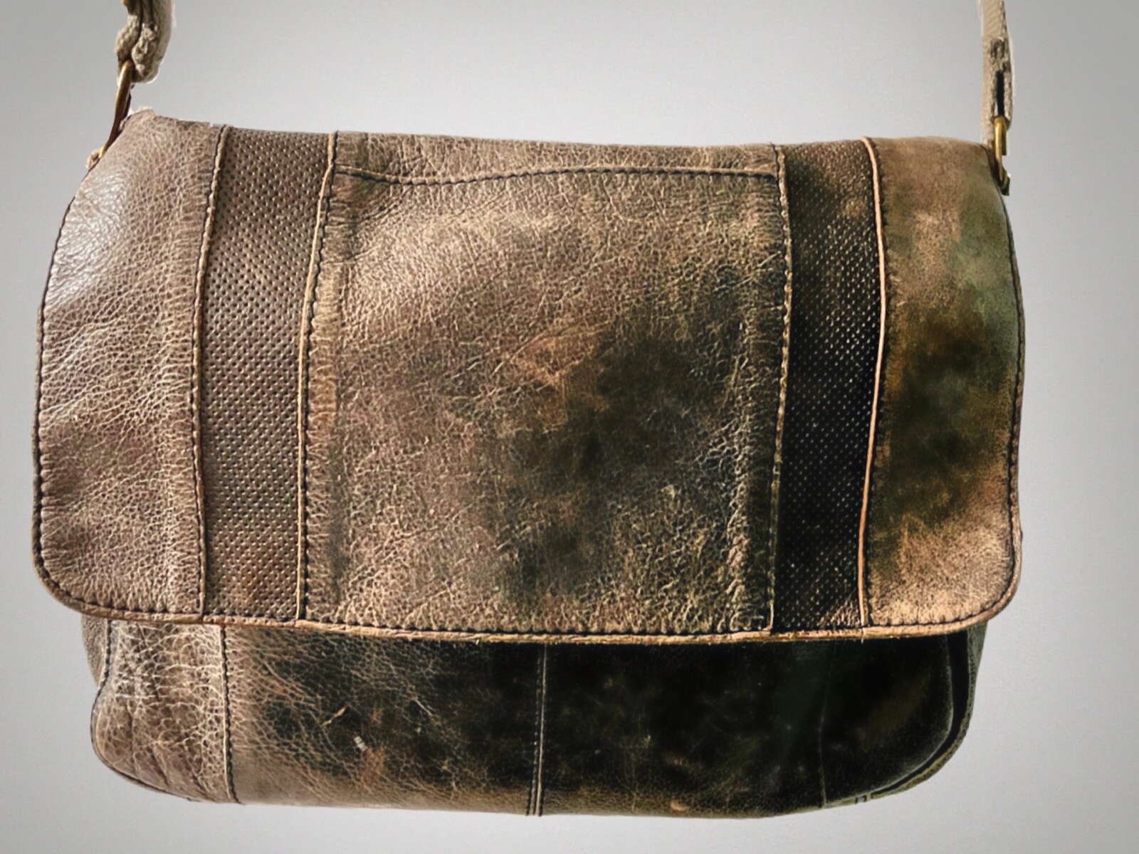 Black Rivet Men’s Satchel Brown Leather – Vintage Worn/Faded Look