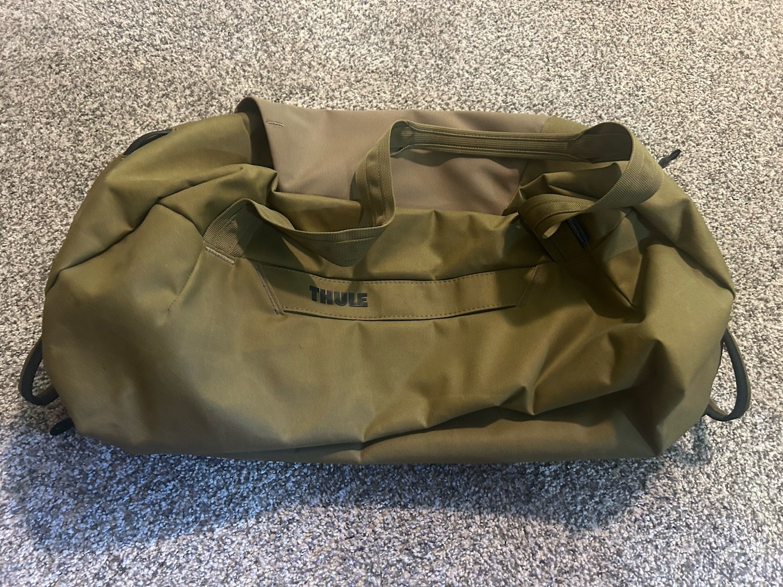Thule Bluesign Crossbody Messenger Bag Or Small Duffel Bag