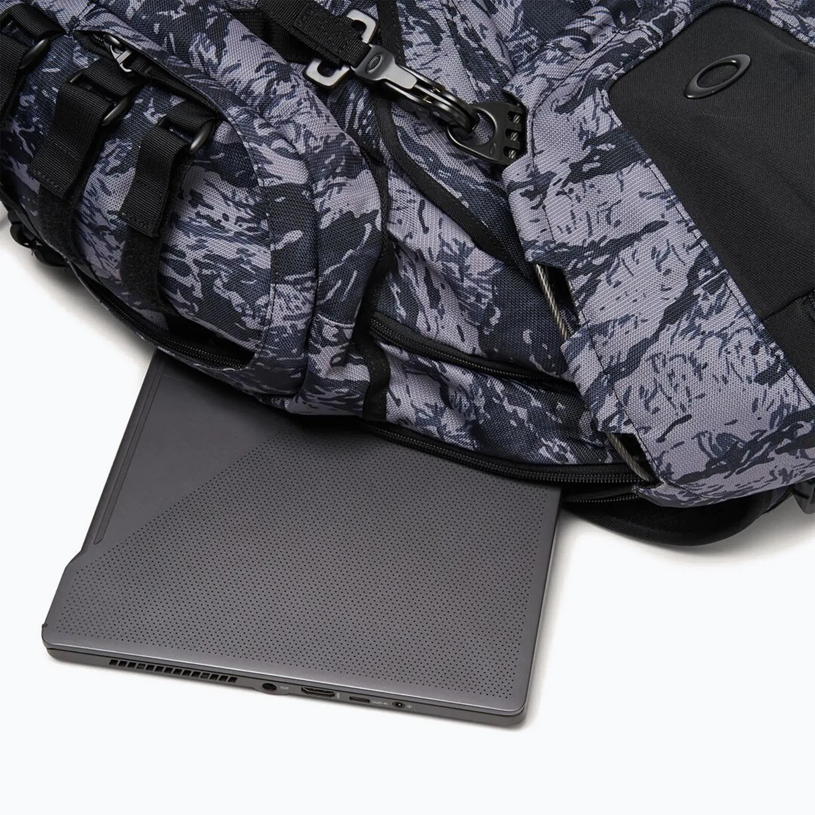 MENS OAKLEY KITCHEN SINK GRAY TIGER CAMO BACKPACK BRAND NEW AUTHENTIC!