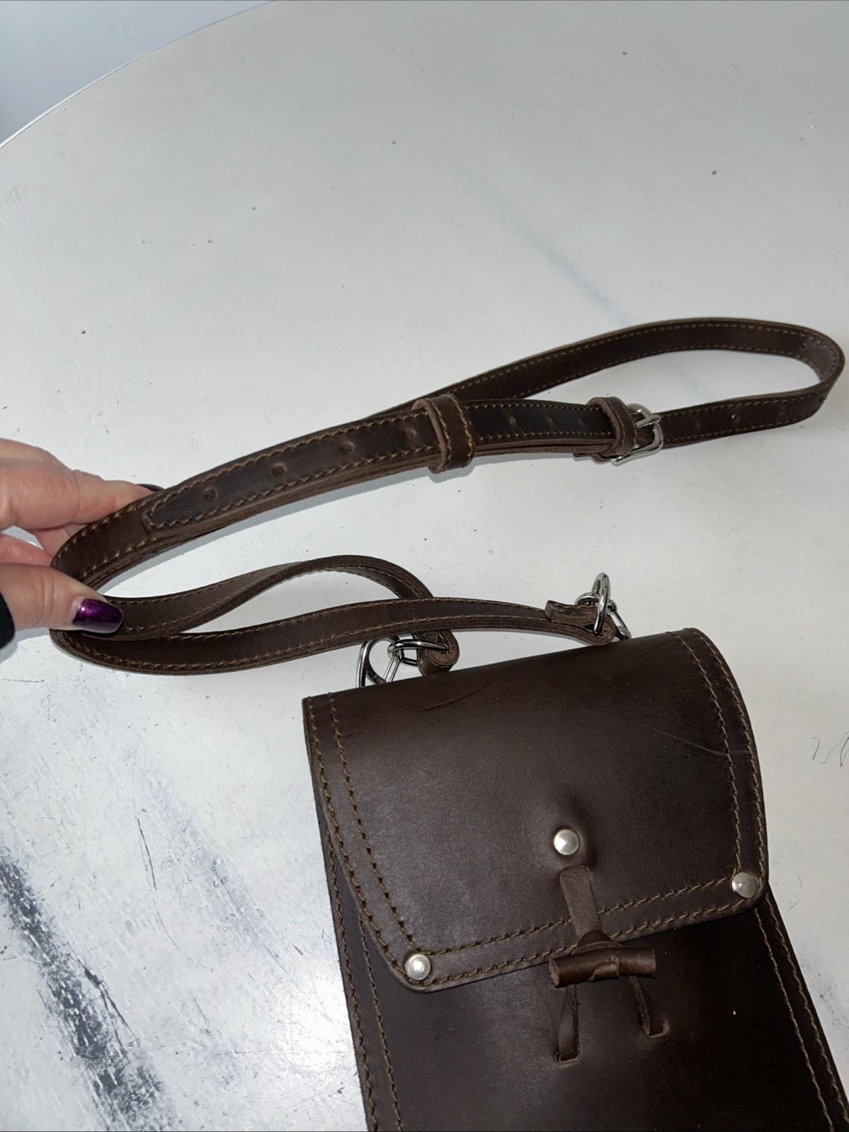 Saddleback Leather Pouch w Strap Chestnut Brown NWOT 8.75”Lx6.75”Wx1.5”D