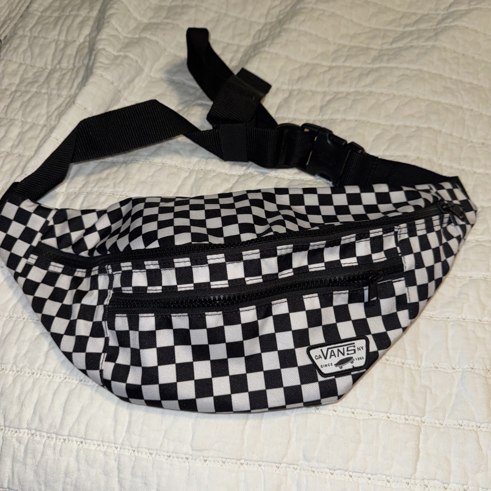 VANS Fanny Pack Cross Body Large Black/white