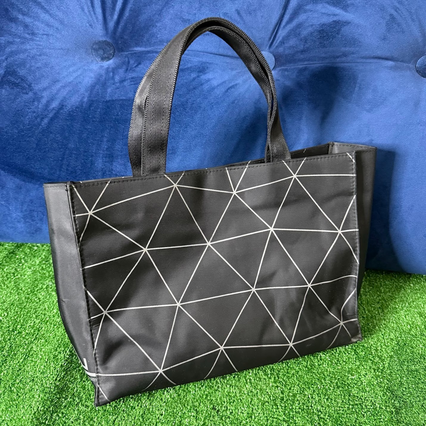 The Dali Museum Enigma Pattern Black Tote Bag Iconic Architectural Glass Windows