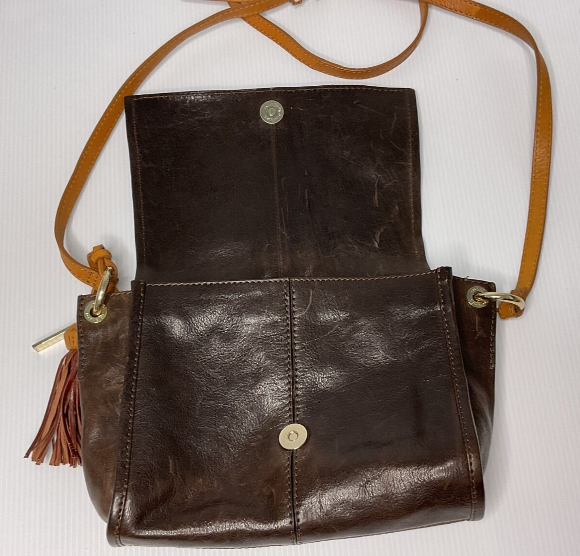 ADOLFO DOMINGUEZ Chocolate Brown Leather Crossbody/Messenger Handbag Purse