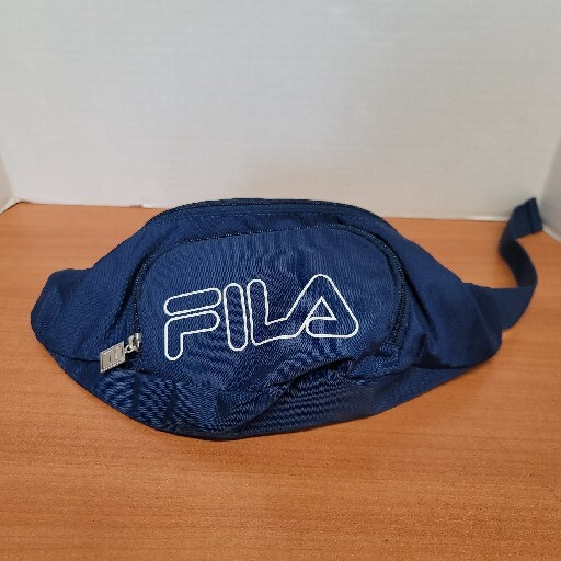 FILA – Fanny pack/ Crossover Pack, navy blue, 3 Pocket – NEW WITHOUT TAGS.