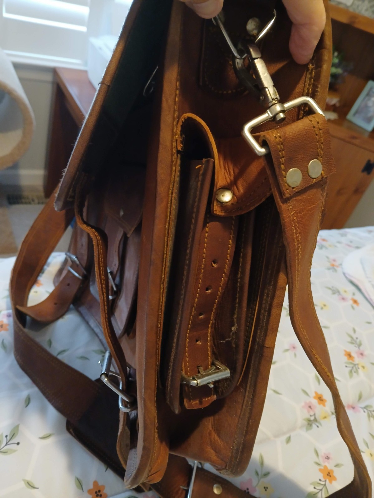 MEN’S HANDMADE WORLD EXECUTIVE BROWN LEATHER SATCHEL MESSENGER BAG MADE IN USA