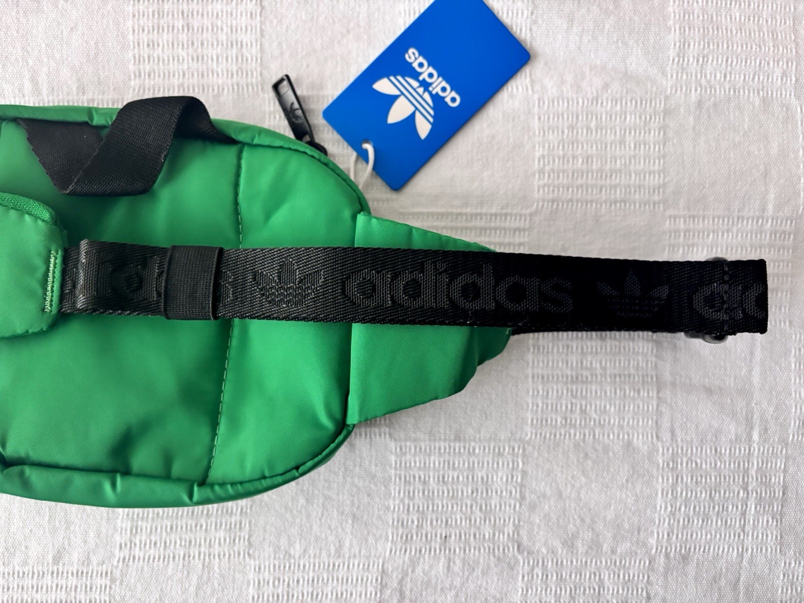 New With Tags Adidas Originals Hip Sport Waist Fanny Pack Men’s Kelly Green