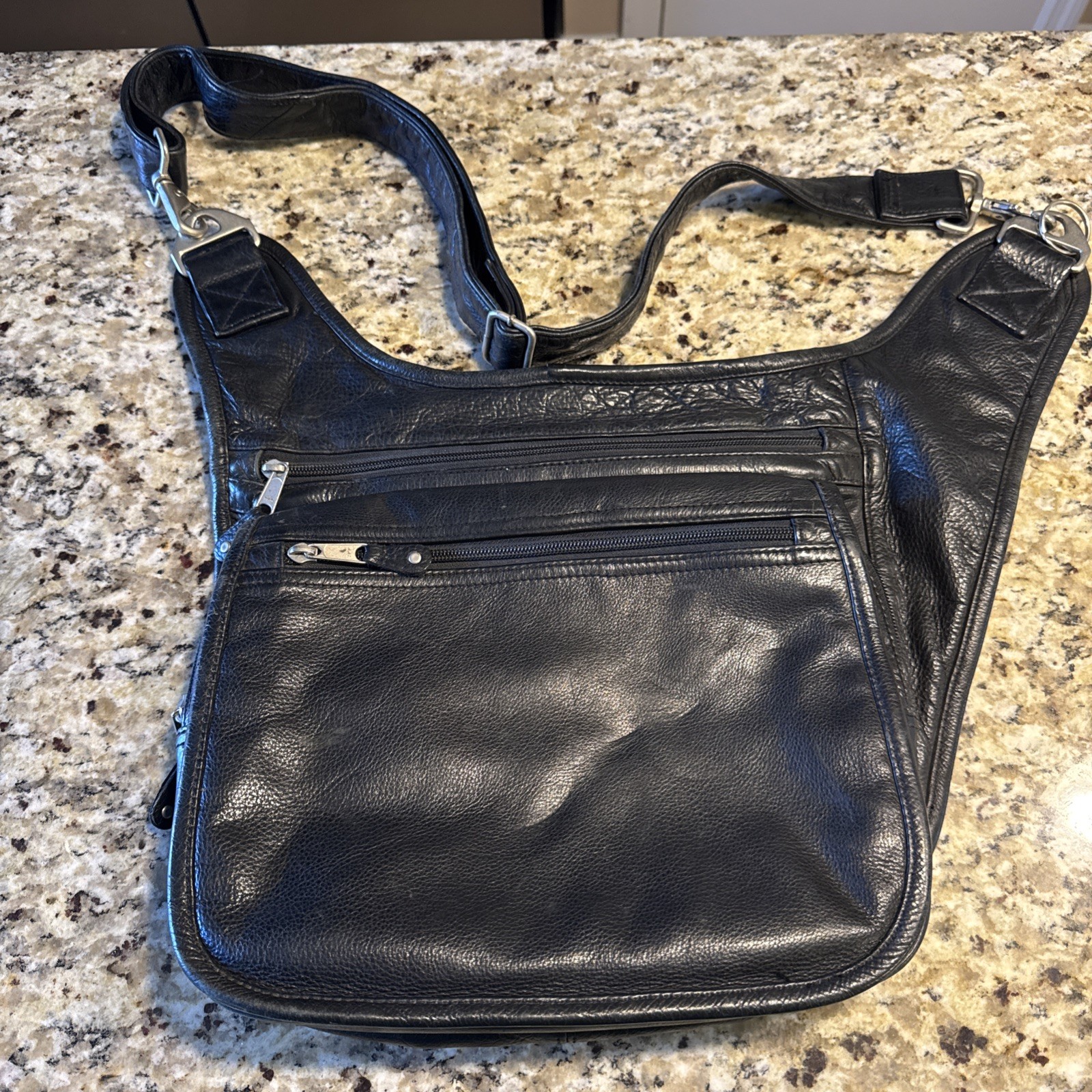canyon outback leather bag messenger black preowned