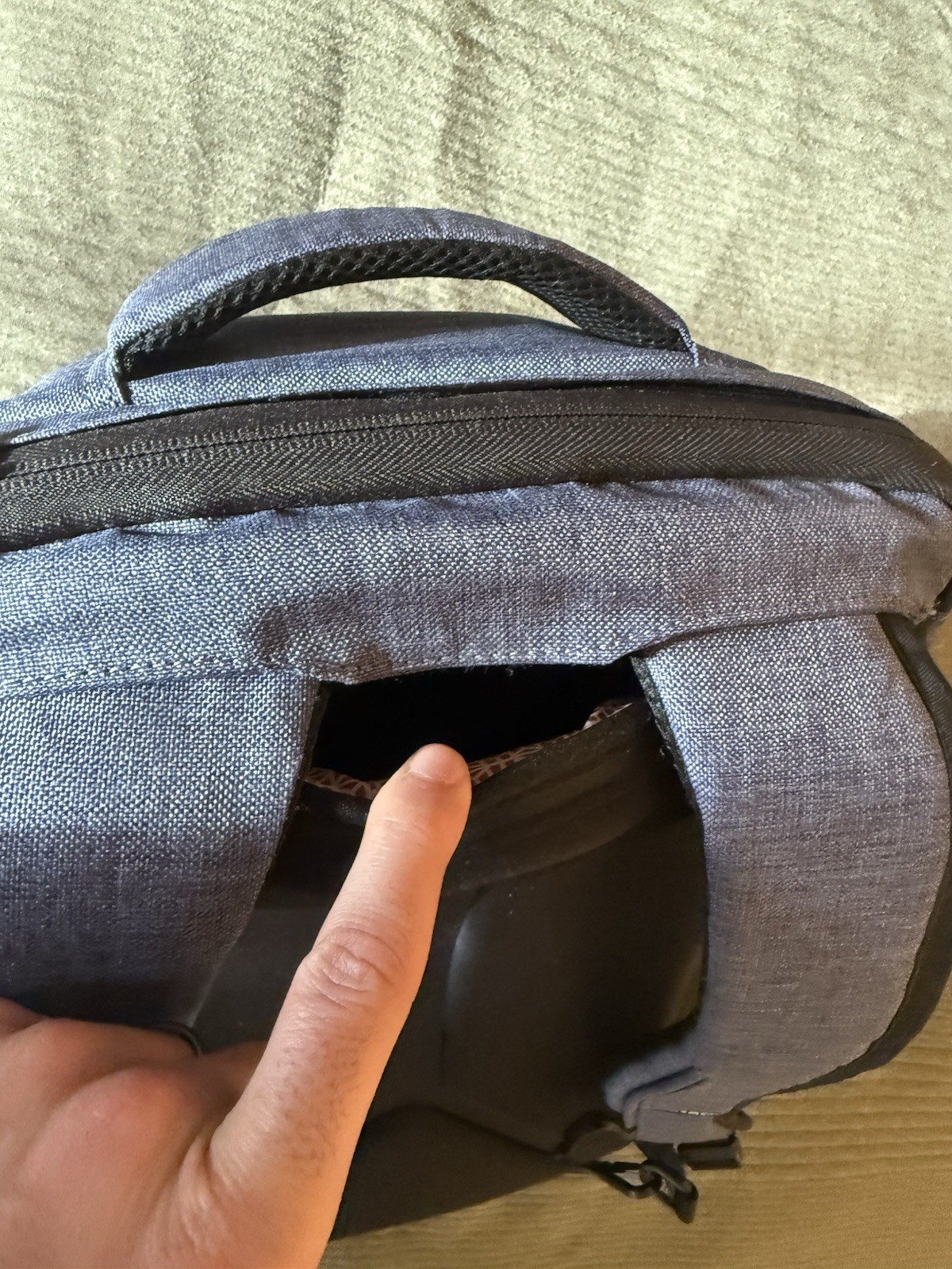 Knack Series 1 Medium Expandable Backpack Blue/Gray – Wharton UPenn – Very Rare