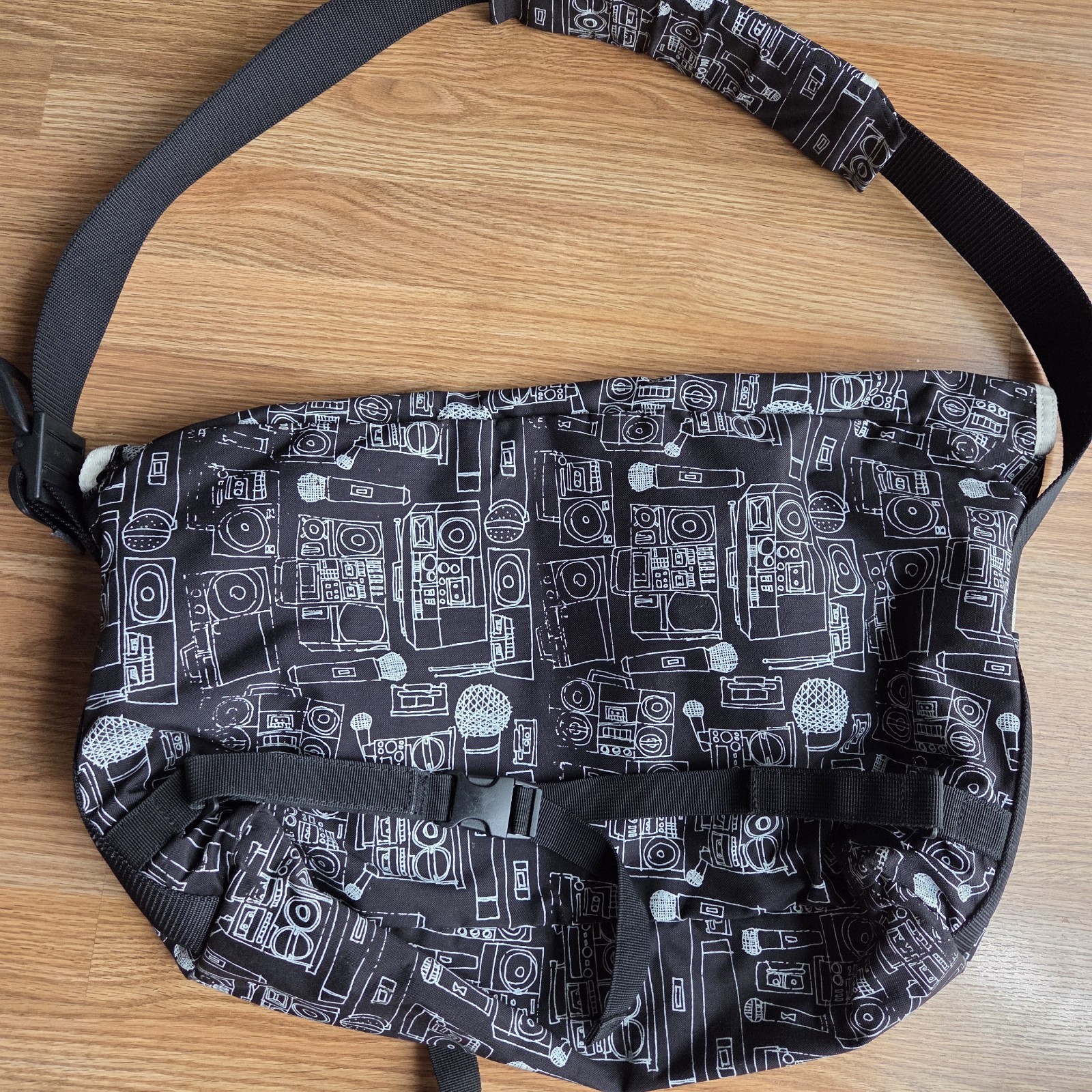 REAS for Stussy Wayback Throwback Graffiti Collection Messenger Bag Todd James
