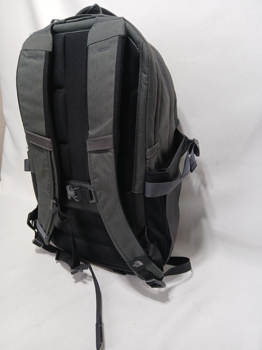 The North Face Recon Black Backpack Laptop Bag 11.6” x 7.5” x 19.3” 30-liter