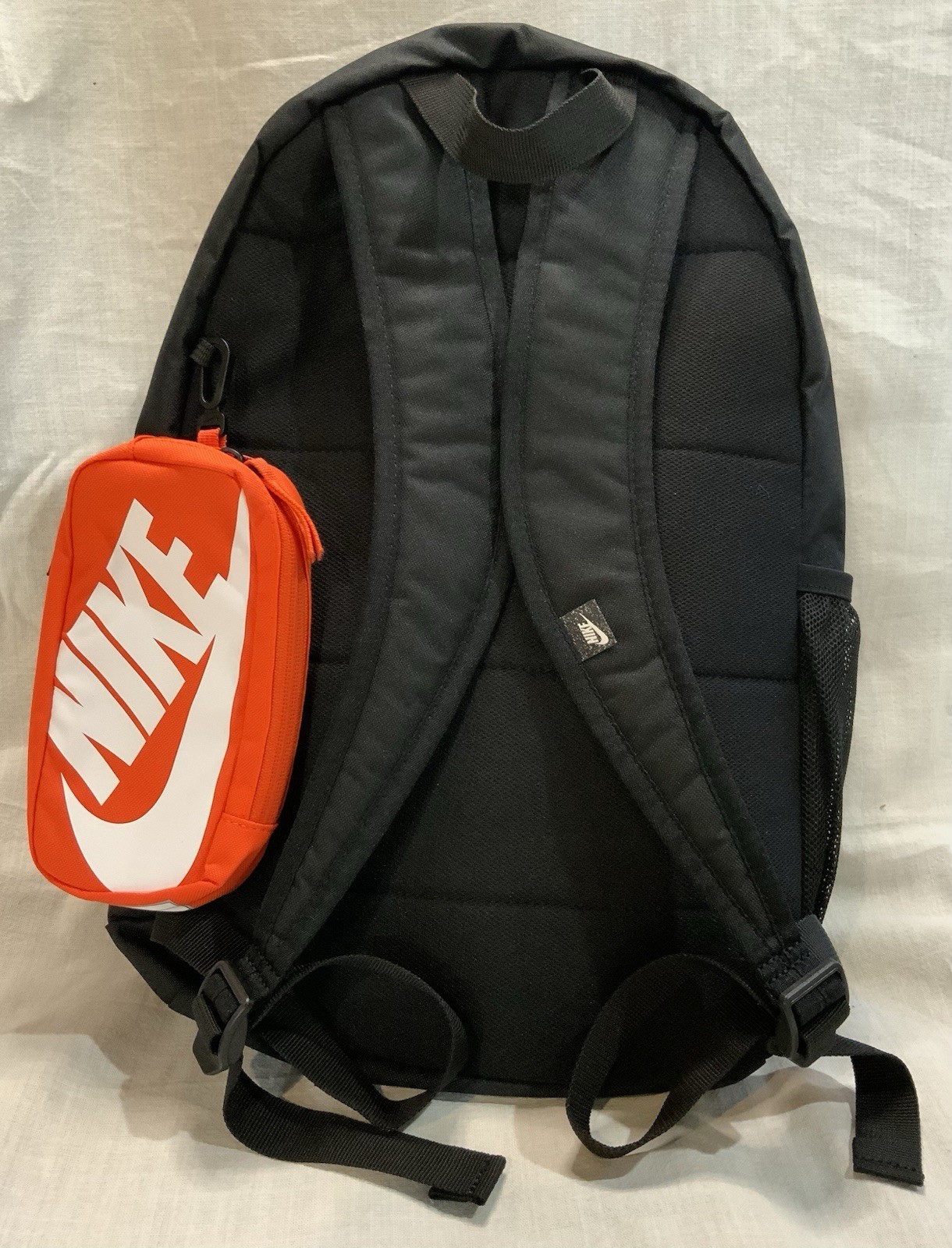 Nike Elemental 20L School Backpack With Pencil Case Work Sport Gym Bag