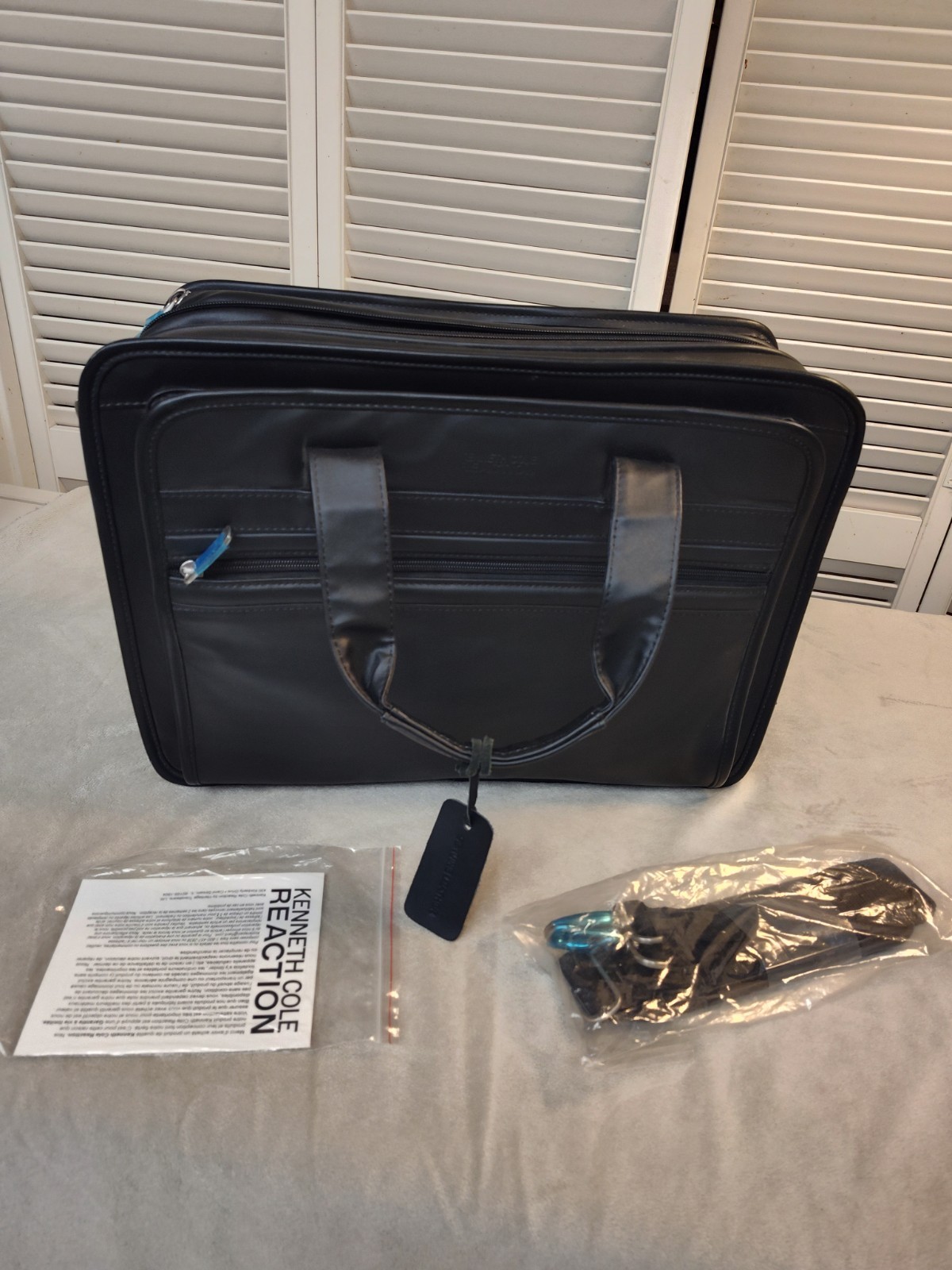 Kenneth Cole Reaction Double Occupancy Black Laptop Briefcase NWT Napa Leather
