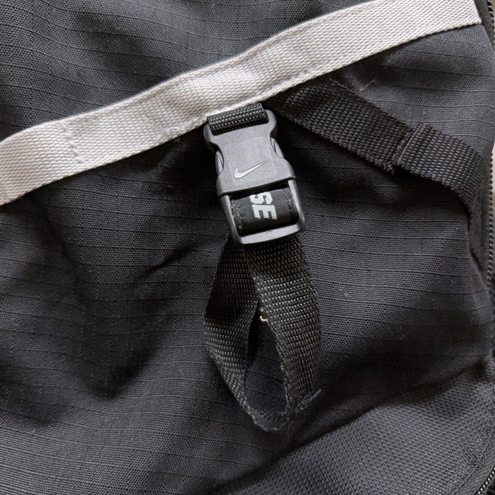 Nike Air Max Lazer Lacrosse Backpack Black Silver Bag Gym Zip Straps LAX